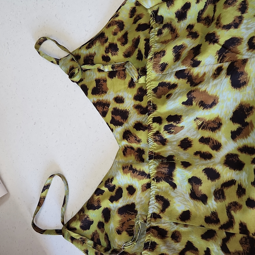 Pretty Little Thing Dress - Picture 7 of 10